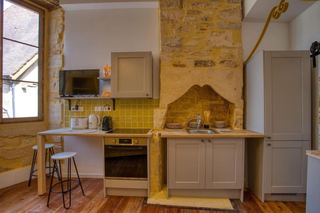 "Les Appartements De Betty C" Studio Medieval Sarlat-la-Caneda Bagian luar foto